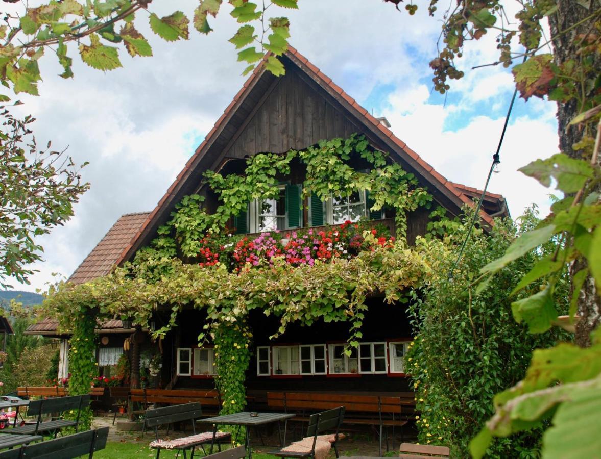Gaestehaus Der Gamser Winzerstube Bad Gams Bagian luar foto